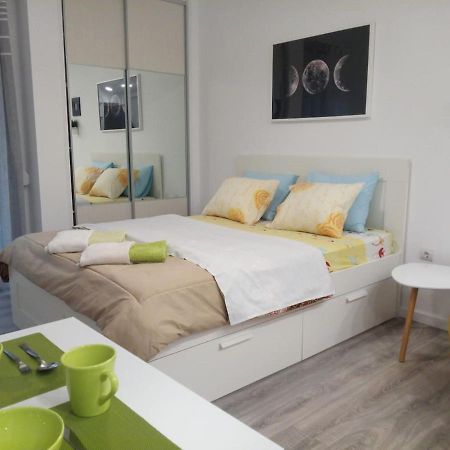 Cozy Studio Near Victoria Metro Station Athens Luaran gambar